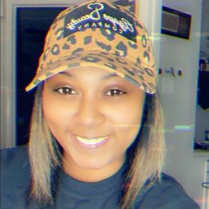 Meet your Posher, Kena